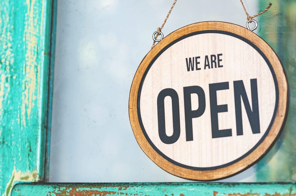 作り手と食べ手をつなぐ teto teto　2026年4月8日（水）　グランドオープン　新規オープン　新規開店　開店　プレオープン　住所は〒080-1408 北海道河東郡上士幌町上士幌東３線235番地 147　駐車場　帯広駅から車で45分ほど　上士幌の中心部　お惣菜　お弁当　お菓子　十勝の素材　食材　手作りのお惣菜　イートイン　テイクアウト　お持ち帰り　オードブル　予約　ドライブ　上士幌ドライブ　上士幌　観光　上士幌グルメ　上士幌人気店 FOODLABO FORTUNA　フードラボ フォーチュナ　〒082-0030 北海道河西郡芽室町本通２丁目１０−１　2026年3月19日（木）新規開店　新規オープン　グランドオープン　オープン　開店　2026年3月19日(木)11時〜17時オープン 地元産の豚肉を使ったベーコンとサラミの製造販売　米粉のお菓子　グルテンフリー　プラントベース　製造するこだわり満載のファクトリー　JR芽室駅前　JR帯広駅から車で25分ほど　帯広グルメ　芽室グルメ　ワッフル　手造り菓子の店こばやし　RESTAURANT Hiro　レストランHIRO　　十勝ヒルズ　センターハウス　イベント　ヒルズ初め　帯広市　〒089-0574 北海道中川郡幕別町日新１３−５　2026年1月10日（土）　1月11日（日）　1月12日（祝月）　成人の日　出展者　出店者　ワークショップ　夜amaotoはお酒と豆がコンセプトの大衆酒場　酒とまめ肴-まめこう- amaoto　冬季限定でおしるこ専門、そして夏季限定で甘酒シェイク　〒080-0801 北海道帯広市東１条南１５丁目９−１　2025年6月3日（火）　リニューアルオープン　営業再開　リスタート　POP-UP形式の古着屋 　キミガサイコーひかりかがやくふくやさん　オープン　新規オープン　開店　新規開店　グランドオープン　北海道　帯広市　十勝　古着屋さん　アパレル　ルミ・カぺ　〒089-1242 北海道帯広市大正町基線９６−５　とかち帯広空港　2025年1月11日　TRAILER BURGER 99　トレーラーバーガー99　キッチンカー　大型キッチントレーラー　移動販売　開業1周年　オープン以来、新鮮　十勝産食材　十勝産　北海道産　安心　安全　長いも　グルーンアスパラ　野菜類　マッシュルーム　チーズ　牛肉　北海道産小麦 100%バンズ　クラフトバーガー　提案　限定商品　人気　ハンバーガー　帯広市　十勝管内　新得町　幕別町　マグプラネット　2024年6月　メムロピーナッツ　メムピー　メムピーナッツバターメープルクリームチーズベーコンバーガー　新顔作物　落花生　にんにく　さつまいもをPRする企画　とかちの農業推し勝プロジェクト　十勝ハーブ牛　イトーヨーカドー帯広　トレバガベース　新規オープン　オープン　グランドオープン　開店　新規開店　OPEN　2024年9月9日（月）11時　〒089-0538 北海道中川郡幕別町札内共栄町１６−４　インデアン 札内店　みずほ通り歯科クリニック　美味館　メニュー　場所　イートイン　テイクアウト　駐車場　国道38号線　北海道　幕別町　札内