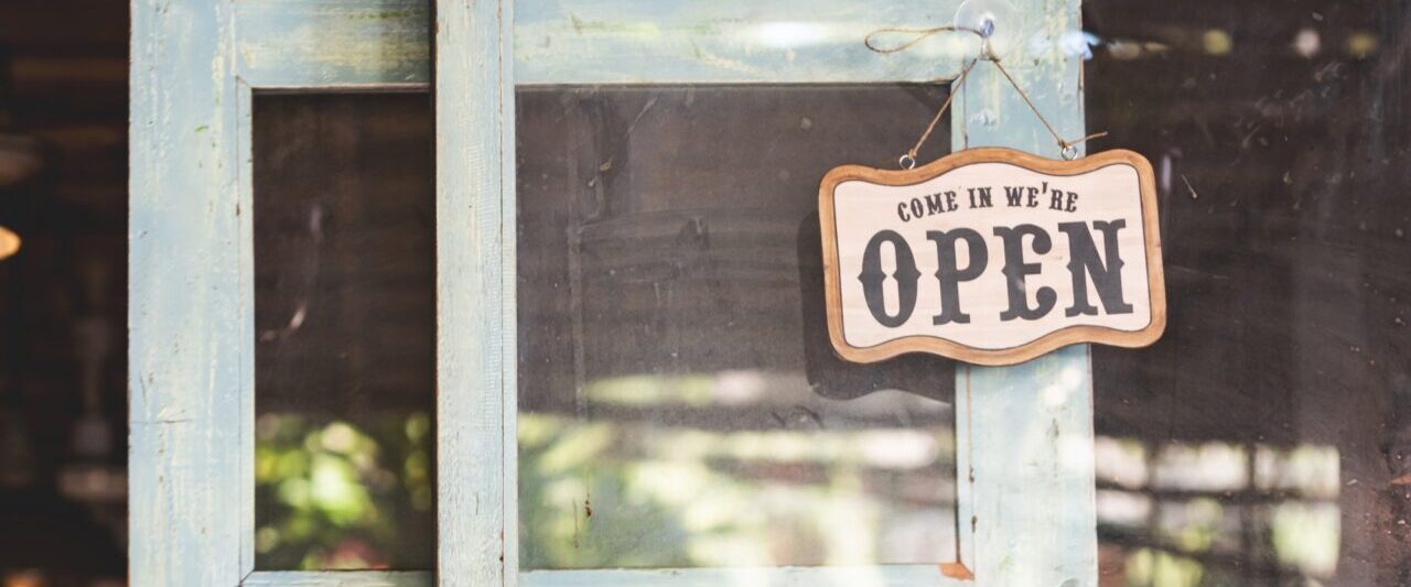 CAFE.YUKICHI　カフェ・ユキチ　帯広市内にカフェがオープン　新規開店　新規オープン　開店　オープン　2026年1月末オープン予定　住所は〒080-0842 北海道帯広市緑ケ丘２条通４丁目８−１１　2025年10月に閉店したcafe LOOPの跡地　隣は木村食堂　春駒通　常盤通　帯広駅　デミグラスオムライス　ビーフシチュー　フラッペ　フォトブース　　珈琲zizzi　コーヒージッジ　〒080-0026 北海道帯広市西１６条南２丁目９−２１　柏林台通　オープン　新規オープン　新規開店　開店　グランドオープン　喫茶店　コーヒー店　珈琲店　帯広競馬場　十勝農協連ビル　　ラーメン店　定休日は木曜日　柏林台通　駐車場　席数　カウンター　帯広グルメ　2025年10月　大樹町　ピリカル珈琲店　閉店北海道広尾郡大樹町晩成274-2　カントリー家具ファーマーズ　〒080-0363 北海道河東郡音更町すずらん台南町１丁目６−６　2025オータム　セール　31周年　家具　雑貨　デスク　チェア　2025年10月4日（土）～10月13日（月祝）　LUCY-obihiro- /北海道帯広市セレクトショップ　ルーシー帯広　アパレルショップ　北海道　帯広市　開店　閉店　新規オープン　新規開店　新店舗　オープン　移転オープン　〒080-0014 北海道帯広市西４条南４丁目２０−２　2025年5月18日（日）閉店　2025年5月23日（金）　移転オープン　北海道の清水町に2025年4月3日（木）、米粉のシフォンケーキ専門店がオープン　自家製の野菜パウダーを使用　〒089-0376 北海道上川郡清水町御影東６条５丁目４−２　米粉シフォンケーキ店 和輪-ココノワ　新規オープン　オープン　開店　新規開店　4月限定OPEN記念価格　テイクアウト　JOY【帯広BAR/帯広グルメ/帯広観光】 3月19日オープン‼︎ あのJOYドッグの他ステーキ・スイーツも加わりました テイクアウトも可能です 北海道　帯広市　帯広バー　ホットドッグ　joy　ステーキ　スイーツ　帯広ステーキ　帯広スイーツ　飲めるプリン　ハイネケン　ビール　帯広グルメ　帯広駅　セブン　グランドオープン　オープン　新規オープン　開店　新規開店　〒080-0011 北海道帯広市西１条南９丁目１９−２