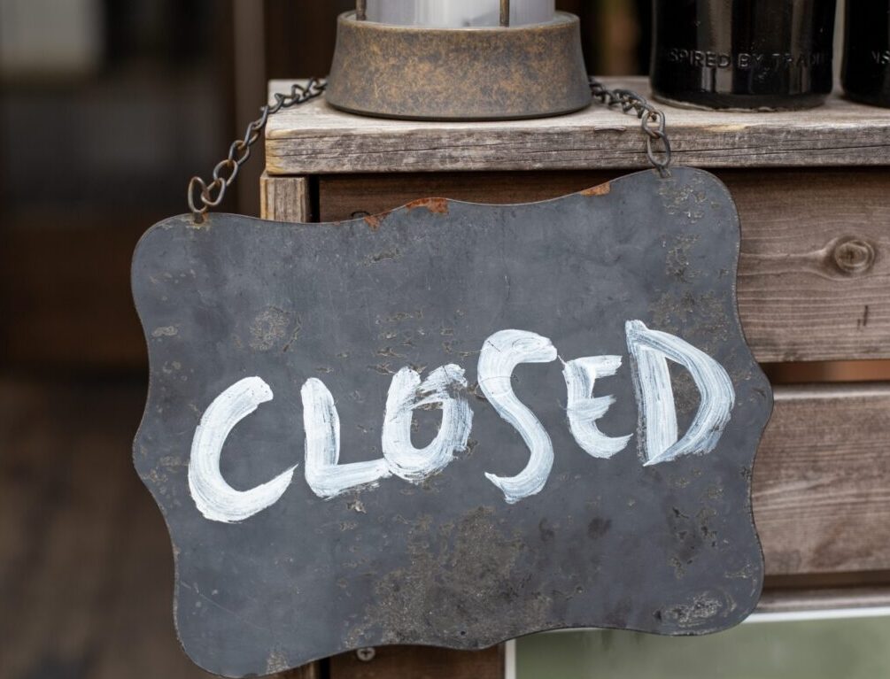 coffee shop「sun」　sun　帯広駅から徒歩9分　車で4分　帯広中心部　帯広駅　帯広コーヒー　スイーツ　帯広グルメ　2025年12月27日（土）　閉店　クローズ　店舗閉店　間借り営業　イベント出店　〒080-0011 北海道帯広市西１条南８丁目１−１ 一条ビル 2F　cafe LOOP　カフェループ　パンケーキ　パフェ　閉店　北海道帯広市　帯広グルメ　帯広カフェ　2025年10月31日（金）　〒080-0842 北海道帯広市緑ケ丘２条通４丁目８−１１　トカトカ　閉店　帯広やよい通り店　〒080-0802 北海道帯広市東２条南２７丁目２ ２番２７　帯広グルメ　帯広パン　2025年6月30日（月）　道の駅上士幌店 上士幌町字上士幌東3線227-1　ハピオ木野店　にくや大空　焼肉店　帯広焼肉　帯広グルメ　閉店　クローズ　2025年3月30日の営業をもって終了　2025年3月30日（日）　公式サイト　閉店のお知らせ　貼り紙　情報提供　北海道　帯広市　大空町　人気焼肉　〒080-0838 北海道帯広市大空町１２丁目1−１０