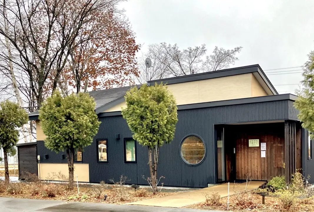 イタガキベーカリー　帯広パン屋さん　十勝パン屋さん　幕別パン屋さん　〒089-0563 北海道中川郡幕別町千住２３５　閉店　移転　新店舗オープン　 　開店　新規開店　グランドオープン　移転オープン　2025年12月上旬オープン予定　ぴあざフクハラ札内店〒089-0541 北海道中川郡幕別町札内青葉町３０８−４　2025年11月16日（日）営業終了