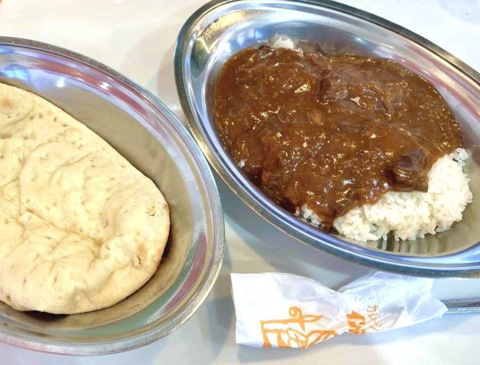 期間限定　数量限定　満寿屋商店×藤森商会（カレーショップインデアン）共働企画 コラボ商品開発第３弾　インデアンカレー　ますやパン麦音　ボヌールマスヤ ナン　インデアンカレー　藤森商会　札内店　エスタ店　まちなか店　東5条店　〒089-0538 北海道中川郡幕別町札内共栄町１７６−５　〒080-0805 北海道帯広市東５条南１２丁目　ますやパリパリソーセージ　十勝産小麦のますやナン　ハーフサイズ　小さい　期間限定　2026年2月16日（木）～3月29日（日）　一番美味しいインデアンはどこ　インデアンルー　野菜ルー　ベーシックルー　トッピング　エビ　チーズ　エッグ　カツ　コロッケ　福神漬け　帯広のソウルフード　味違う　帯広グルメ　帯広観光　食べた方がいいもの　帯広ランチ　帯広ディナー　帯広カレー　帯広名物